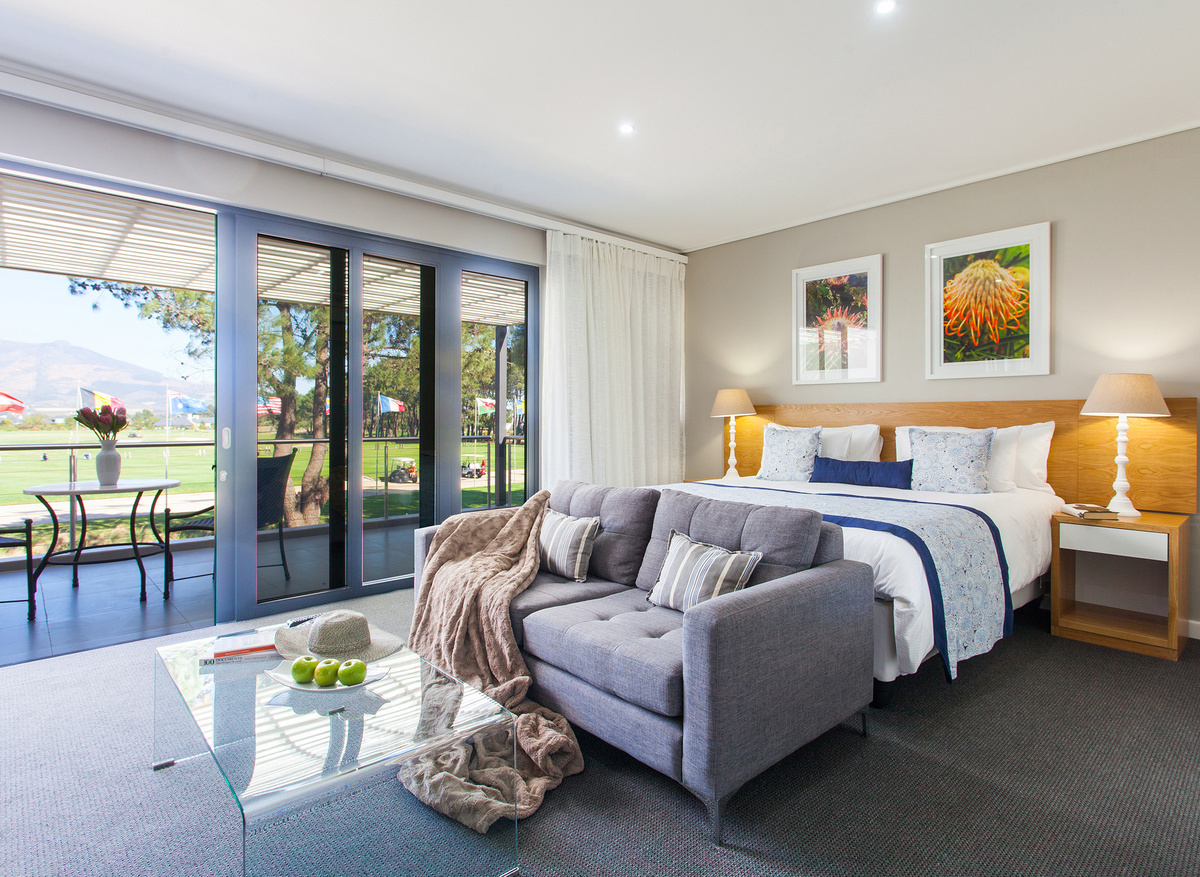 Pearl Valley Hotel by Mantis