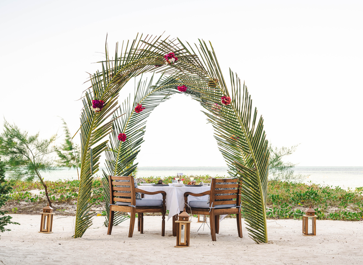 Kisiwa on the Beach Luxury Villas & Spa - Beach Dinner