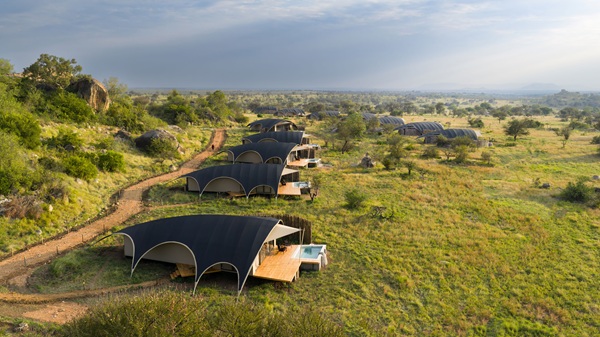 Warangi + Ridge + lodge.jpg