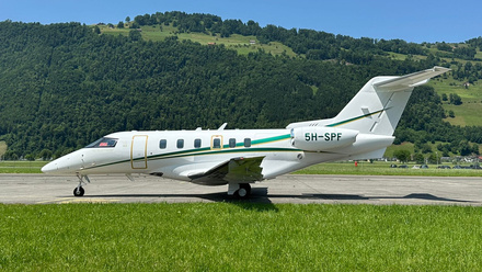 Safari Plus PC24 Jet Tanzania.jpg