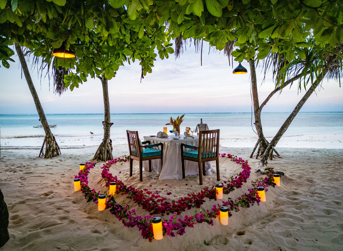 Private romantic dinner at Neptune Pwani.JPG
