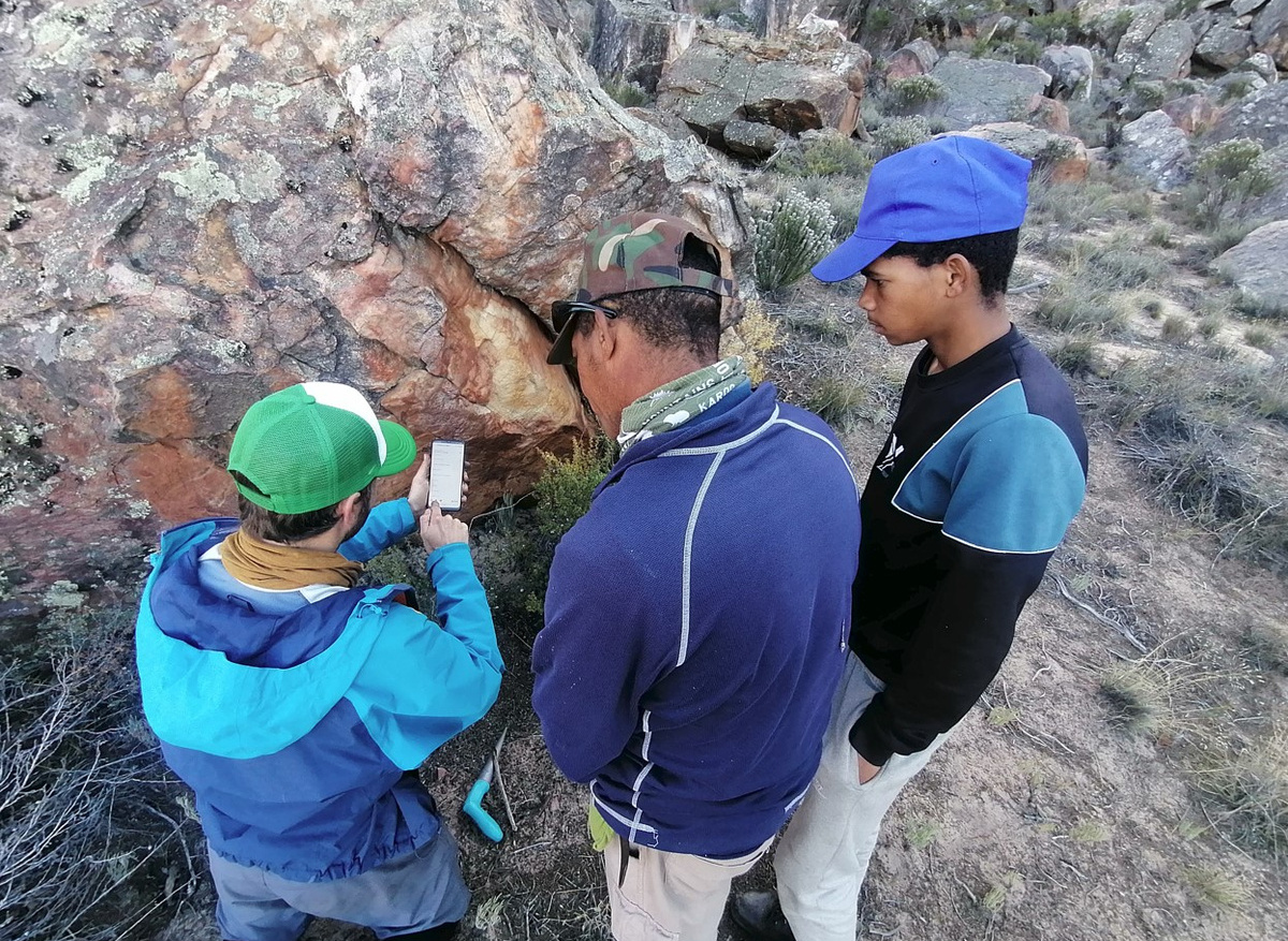 Local Community learning EarthRanger data capturing.jpg
