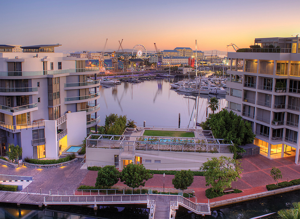 Waterfront Village pool 