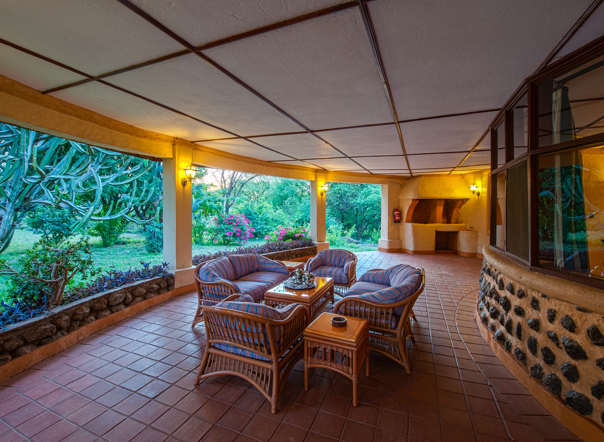 Amboseli Sopa Lodge - Suite Veranda.jpg