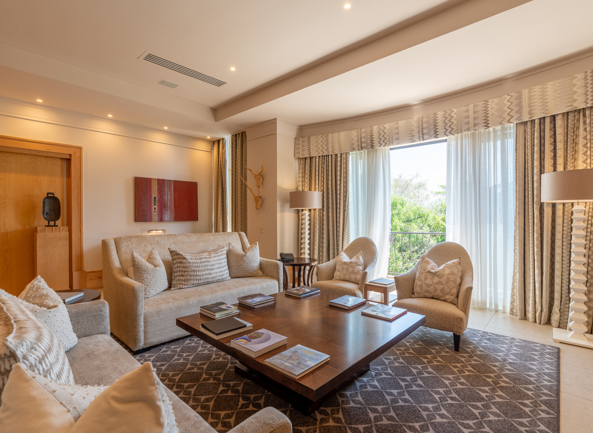 Villa Presidential Suite sitting room.jpg