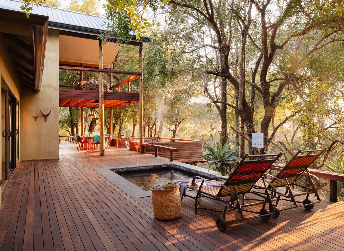 Nare Villa _ View from Entrance.JPG