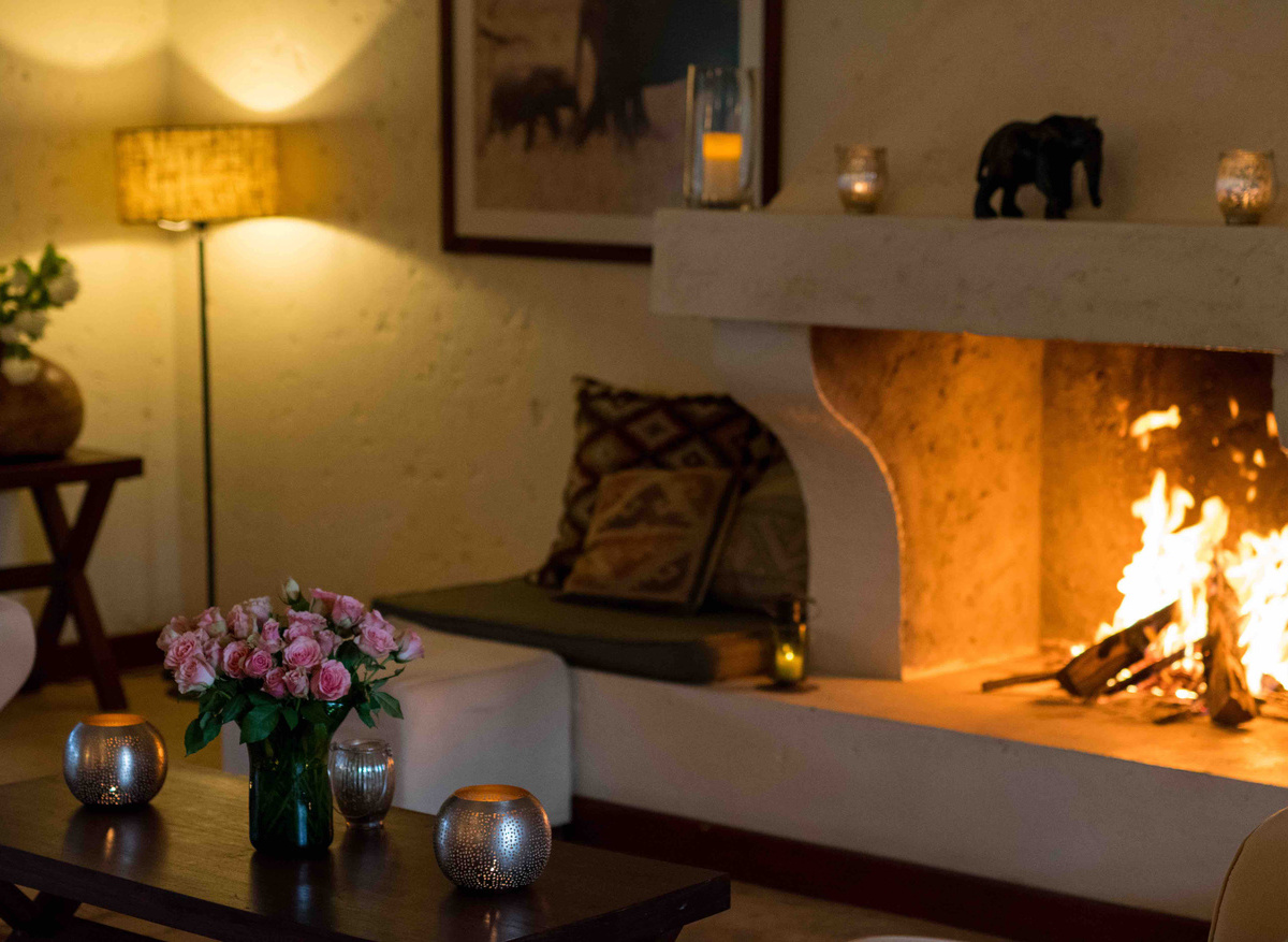 villa b32 fire place.jpeg