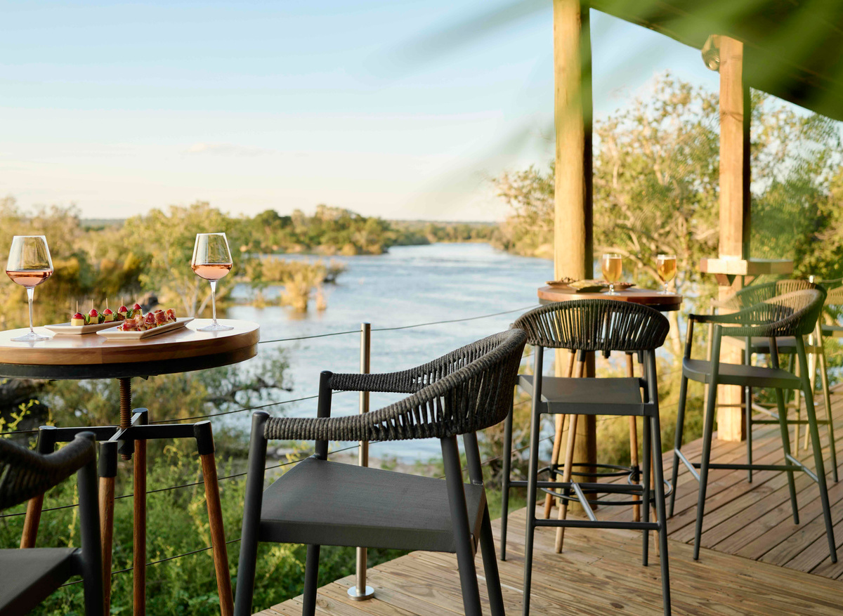 Victoria Falls River Lodge