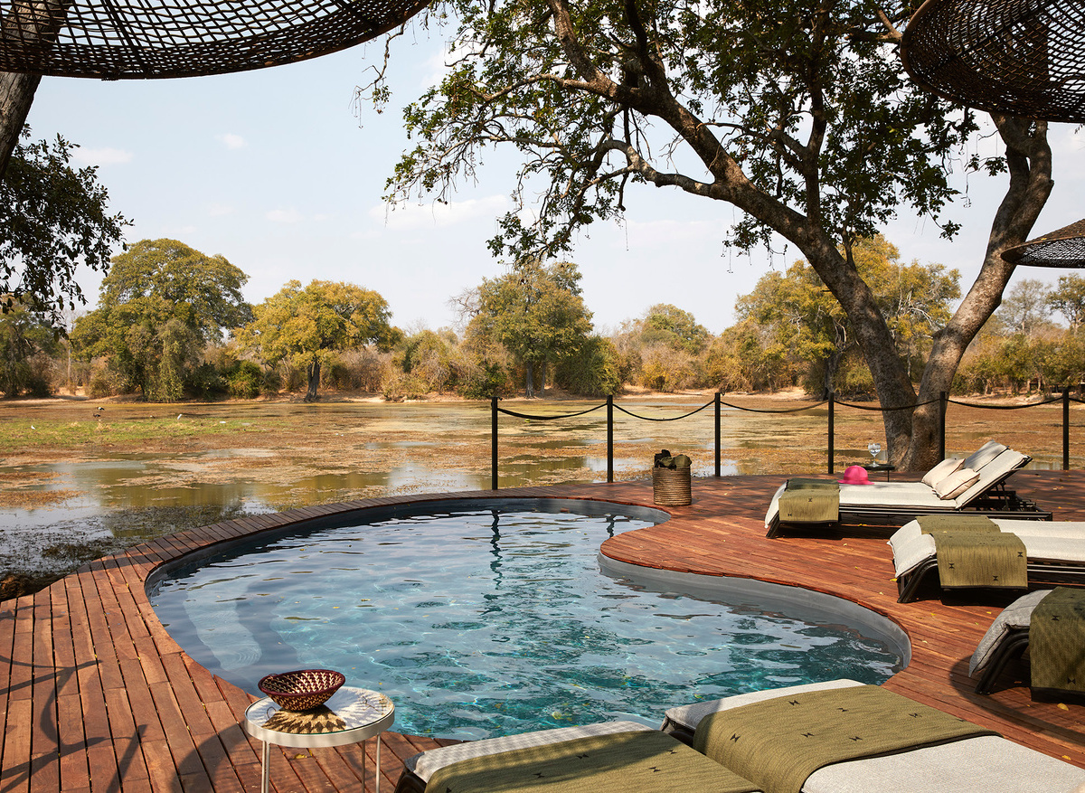 Molori Mashuma Mana Pools Main Pool.jpg