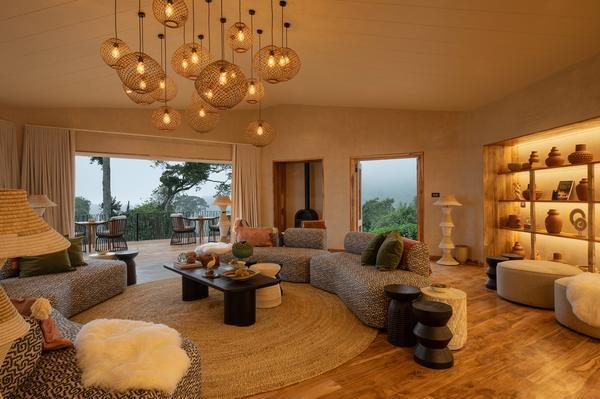Lemala+Osonjoi+Lodge+-+Lounge+2.jpg
