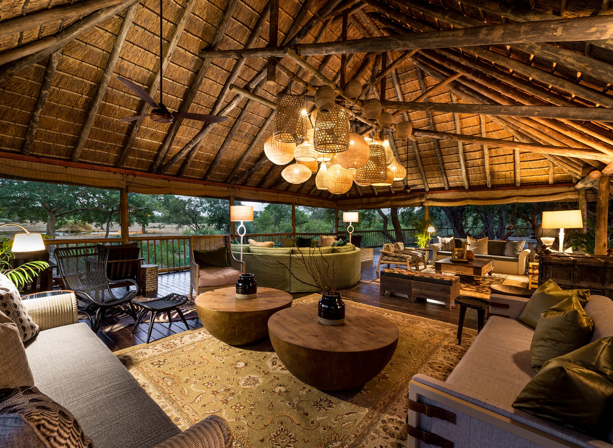 Bush Lodge - Safari Deck 3.jpg