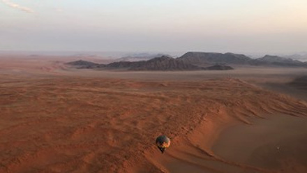 7Kwessi Dunes - Hot air ballooning.jpg