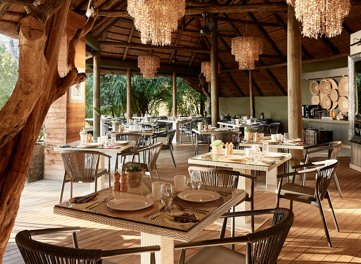Victoria Falls River Lodge