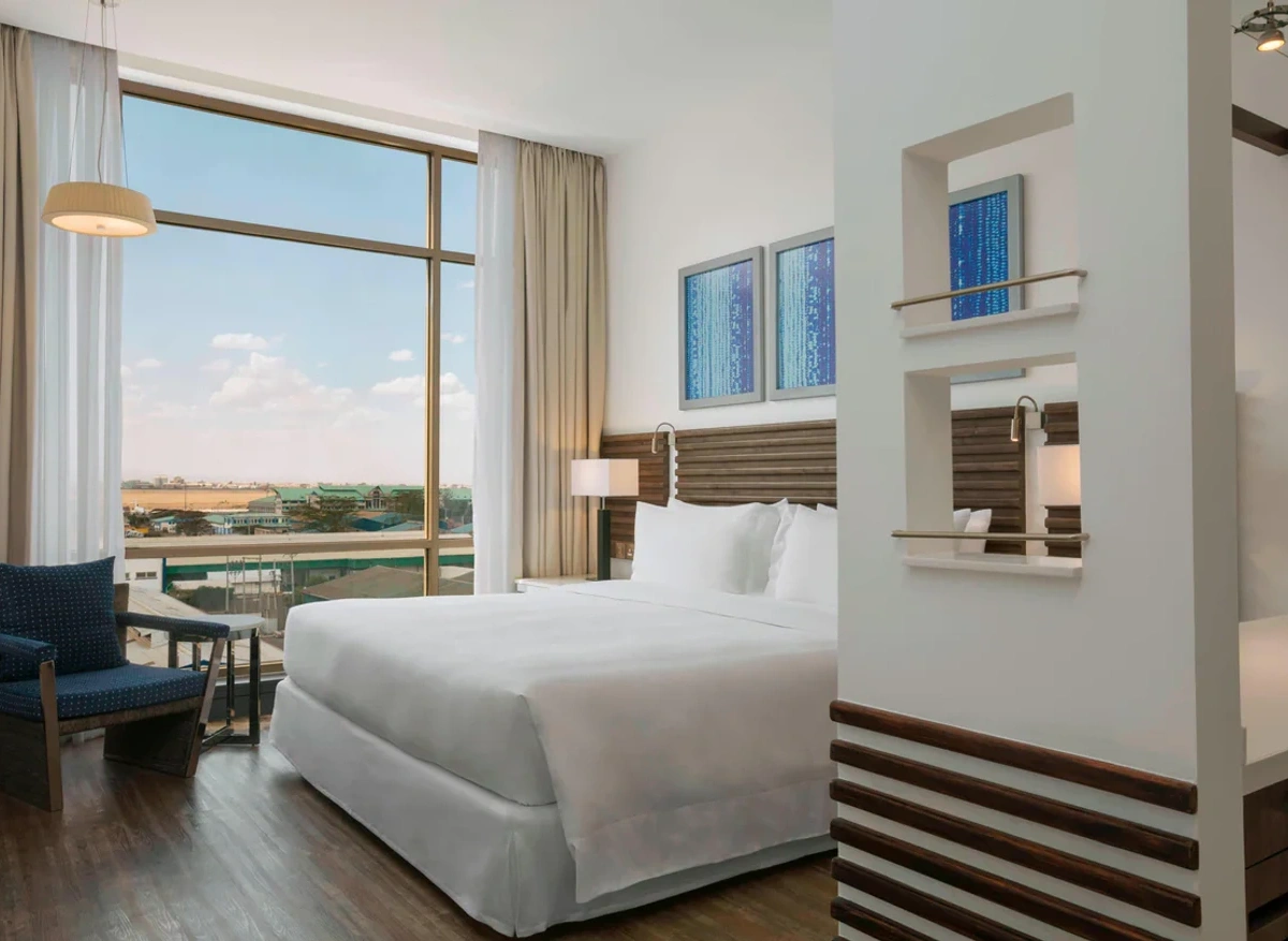 Fourpoints Sheraton1.webp
