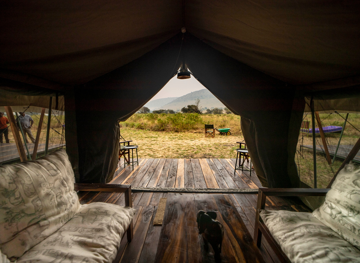 FAMILY TENT LOUNGE 5.BQ2I8228 copy.jpg