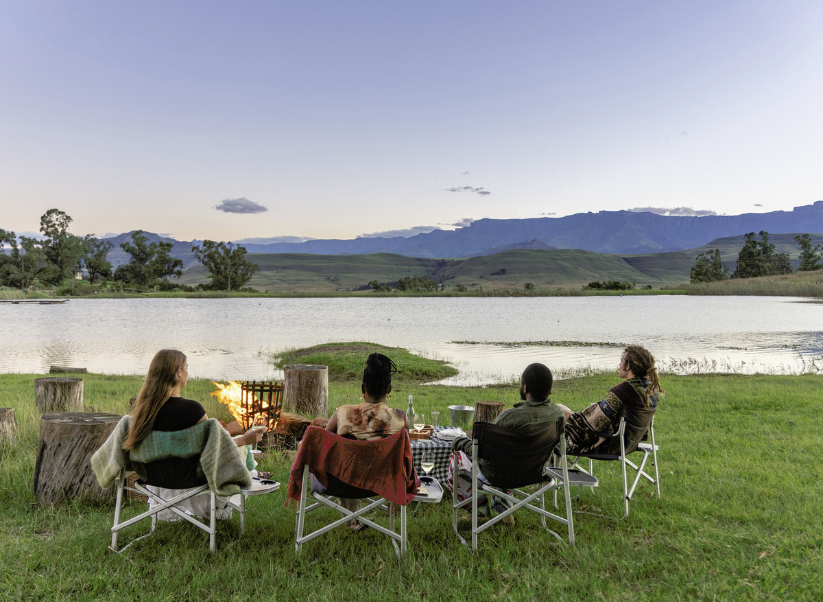 Montusi - Sundowners