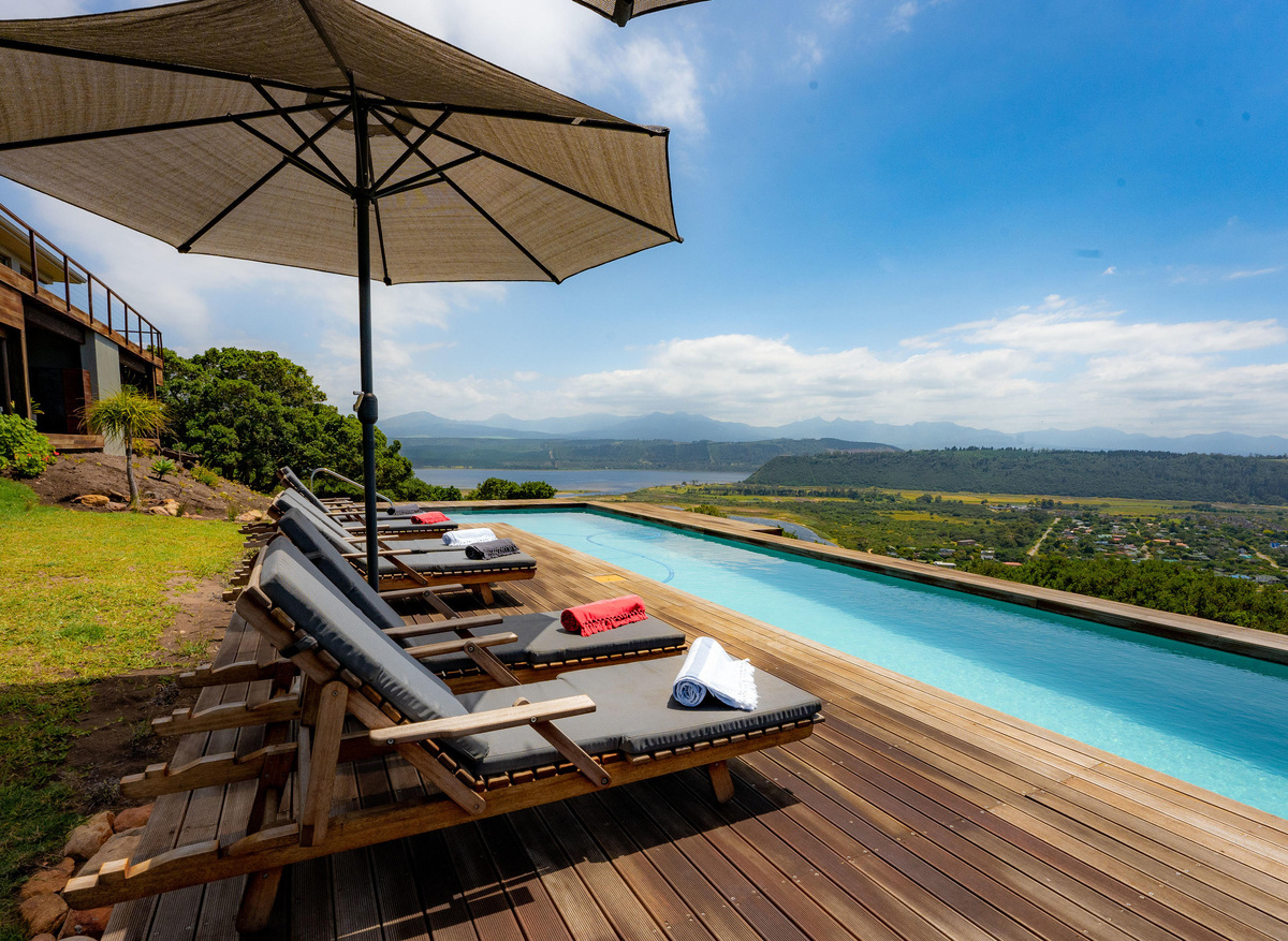 simbavati-fynbos-pool-main-lodge.jpg