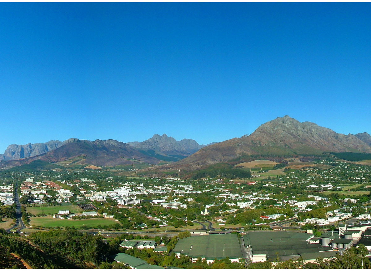 Stellenbosch town by day. Image credit Jacques Steenkamp.jpg