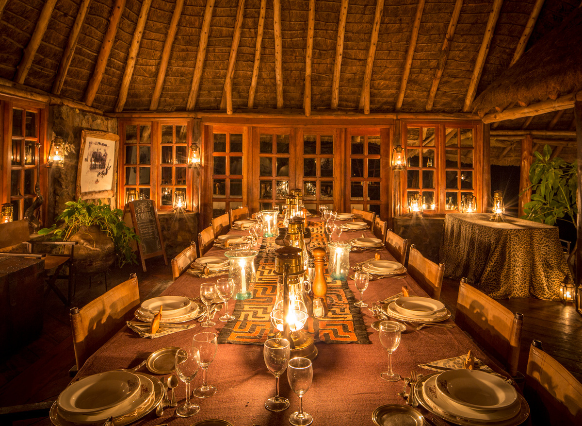 Tembo House dinner table