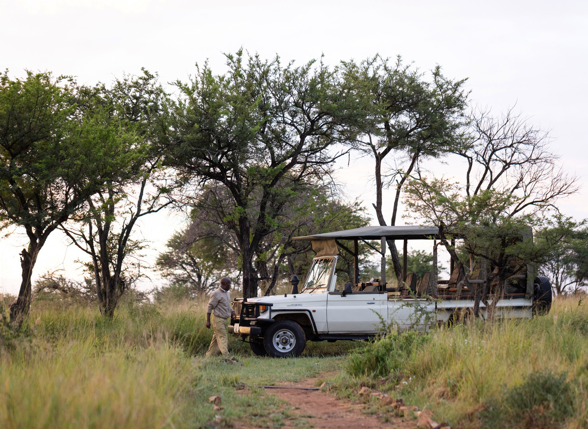 Wild Frontiers safari vehicle 