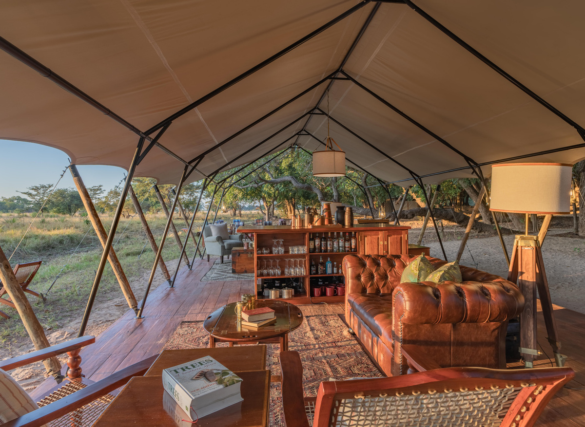 Time + Tide Luwi - Main Tent (South Luangwa)