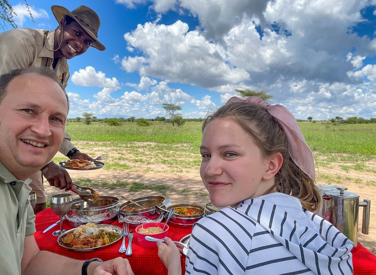 Lunch on Safari.jpeg