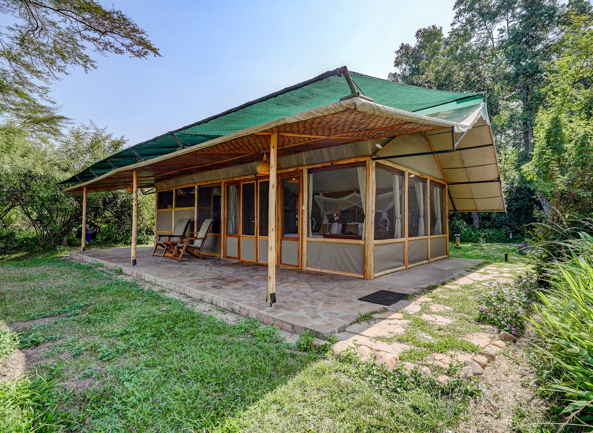 Ishasha Wilderness Camp - Guest tent exterior 