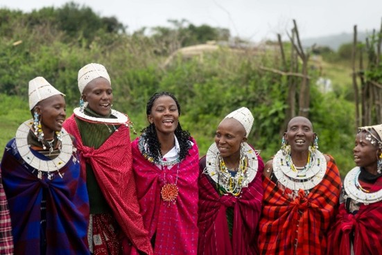 Maasai+at+Craters+Edge.jpg
