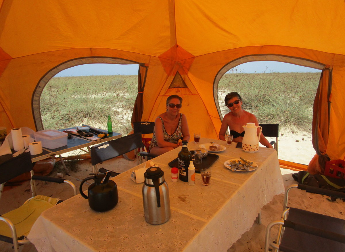 Dahla islands lunch time