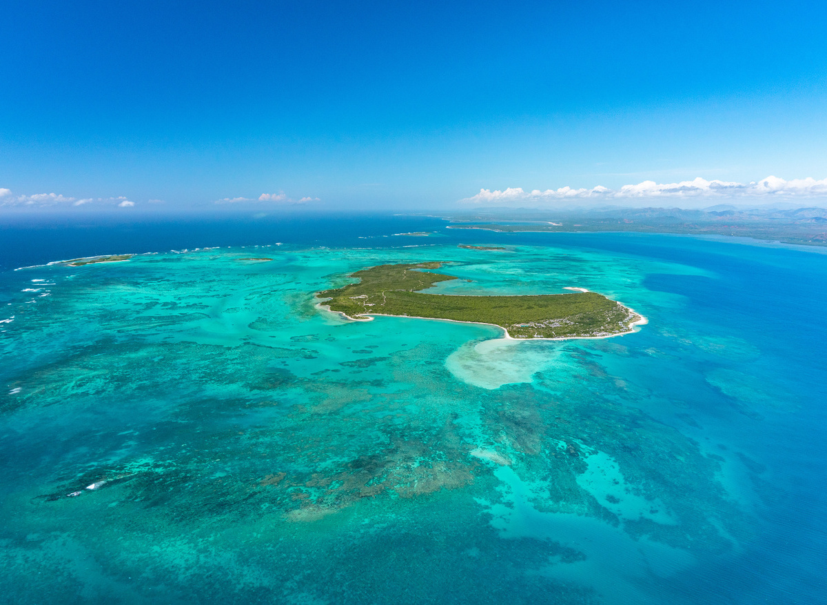 Miavana by Time + Tide