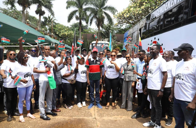 Safari-flag-off.jpg