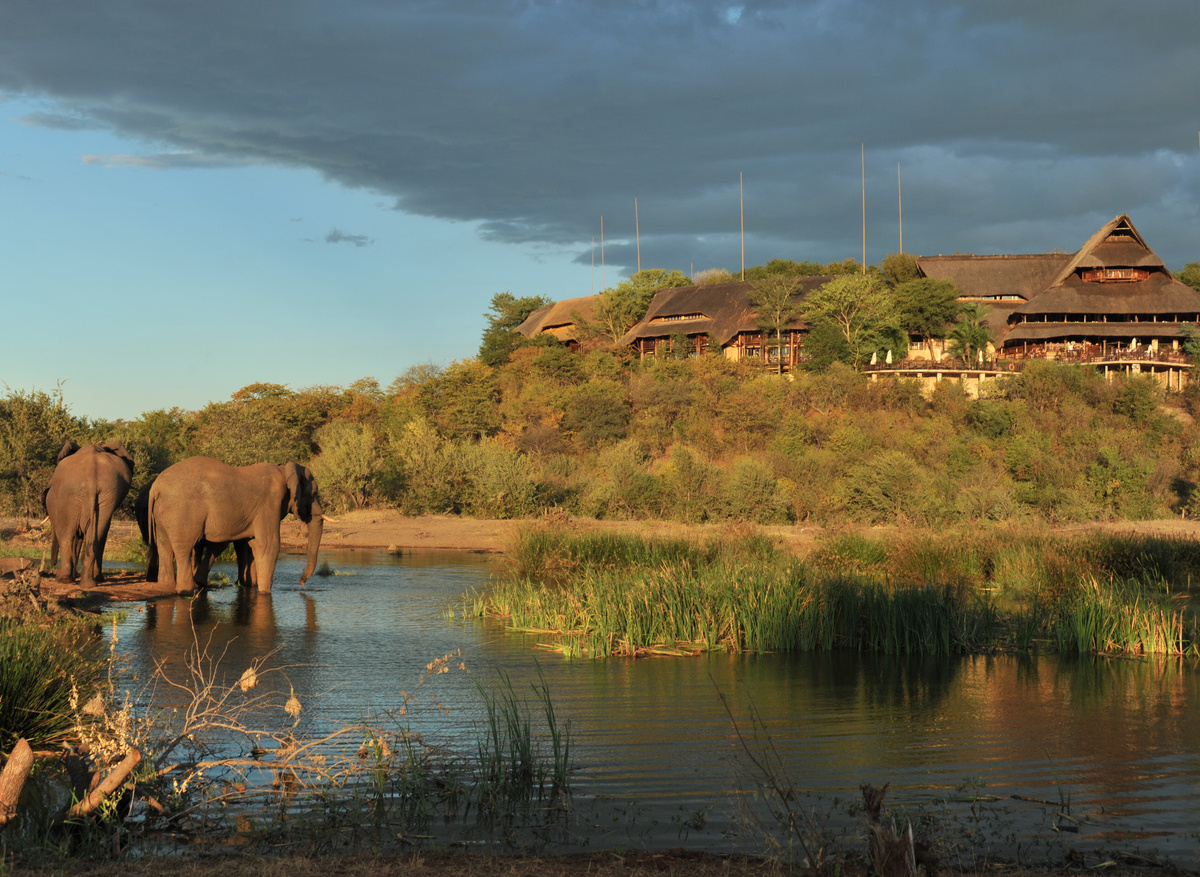 Victoria Falls Safari Lodge