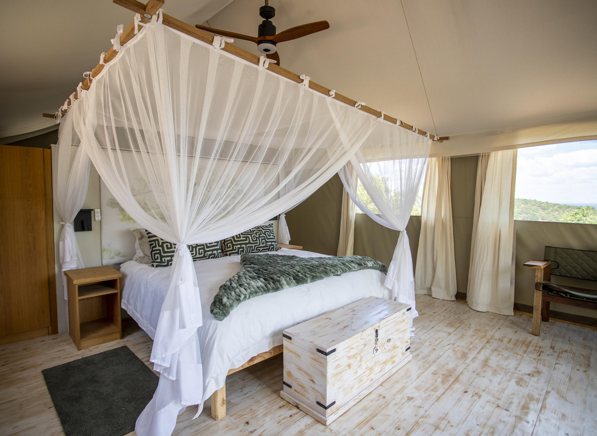 Luxury Tented Suite interiors.jpg