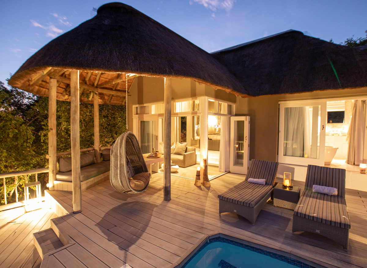 Suite at Clifftop Exclusive Safari Hideaway