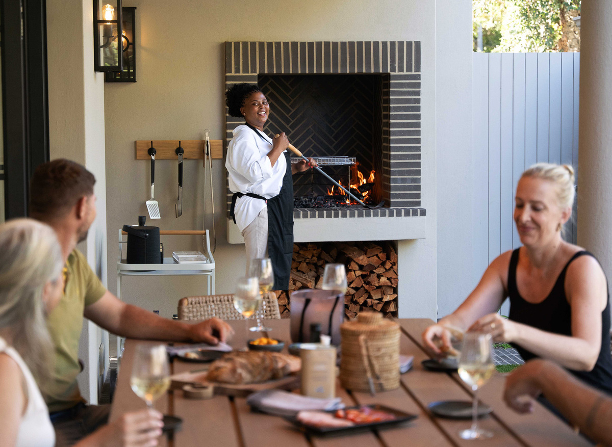 Pink Door Villa Braai Experience