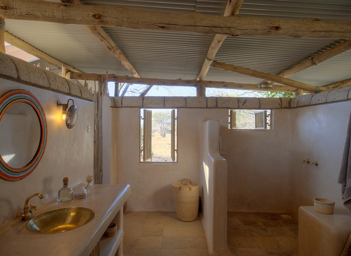 Tumaren Camp - Bathroom