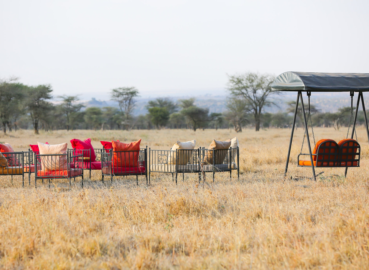 Al Fresco Lounge.jpg