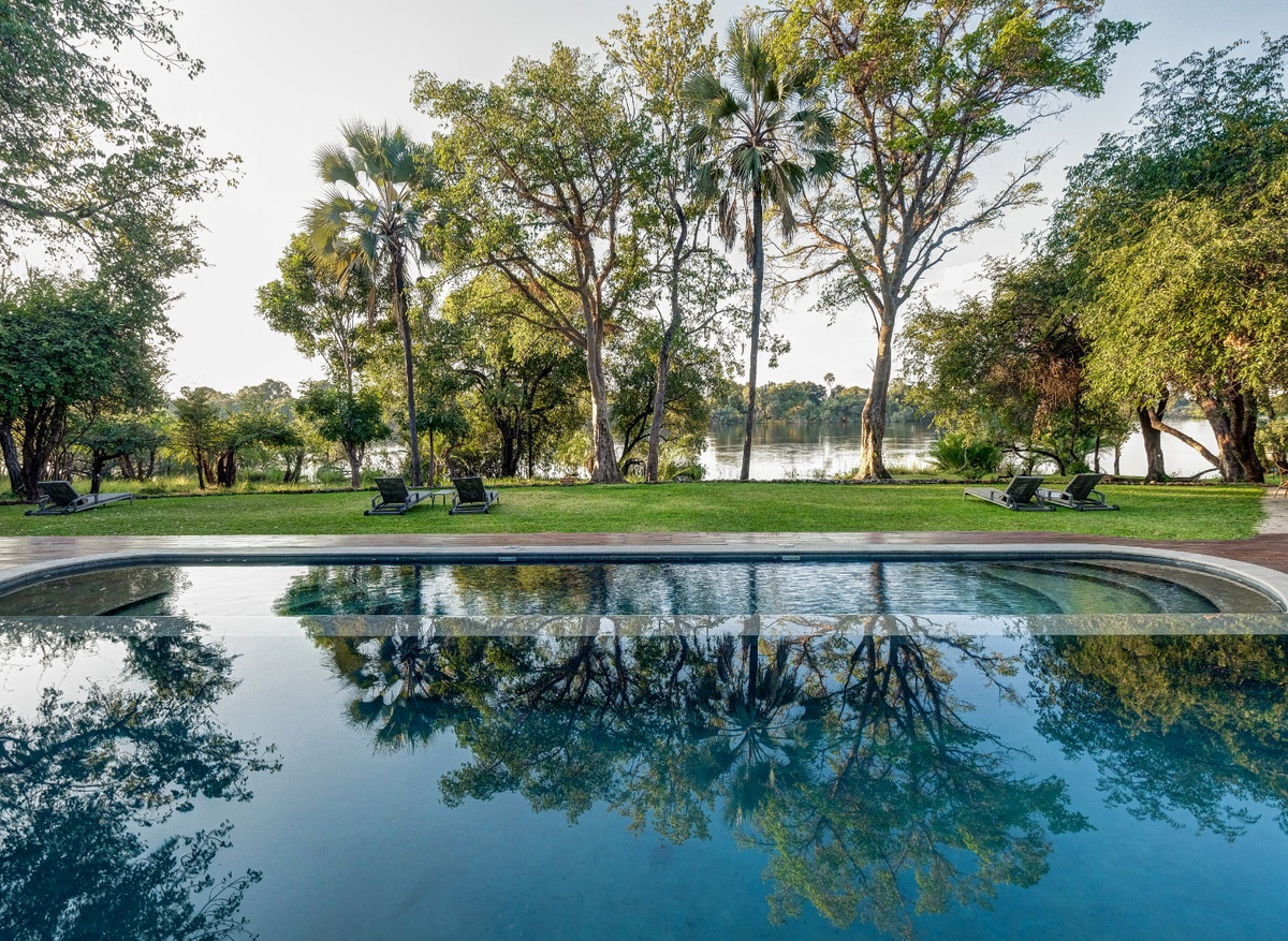 Pool onto Zambezi River 