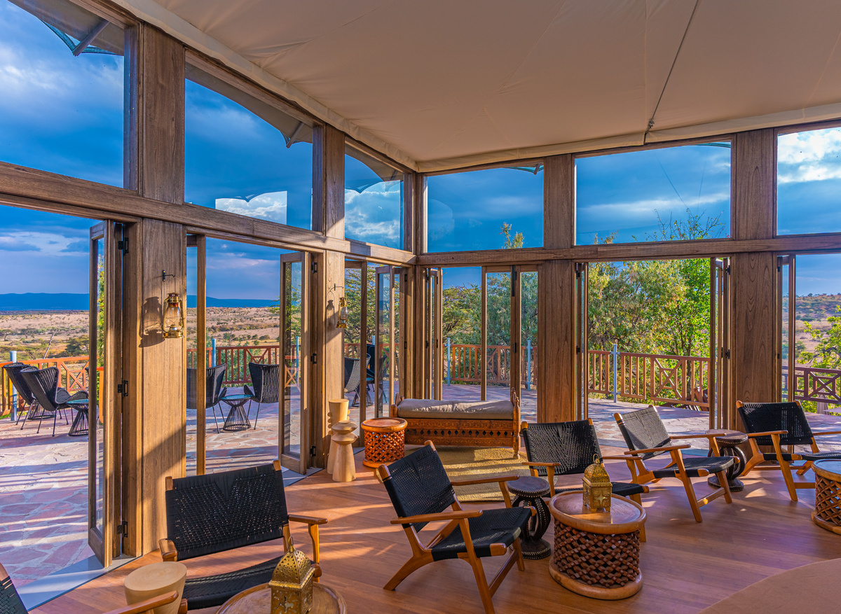 Lounge & dining-3.jpg