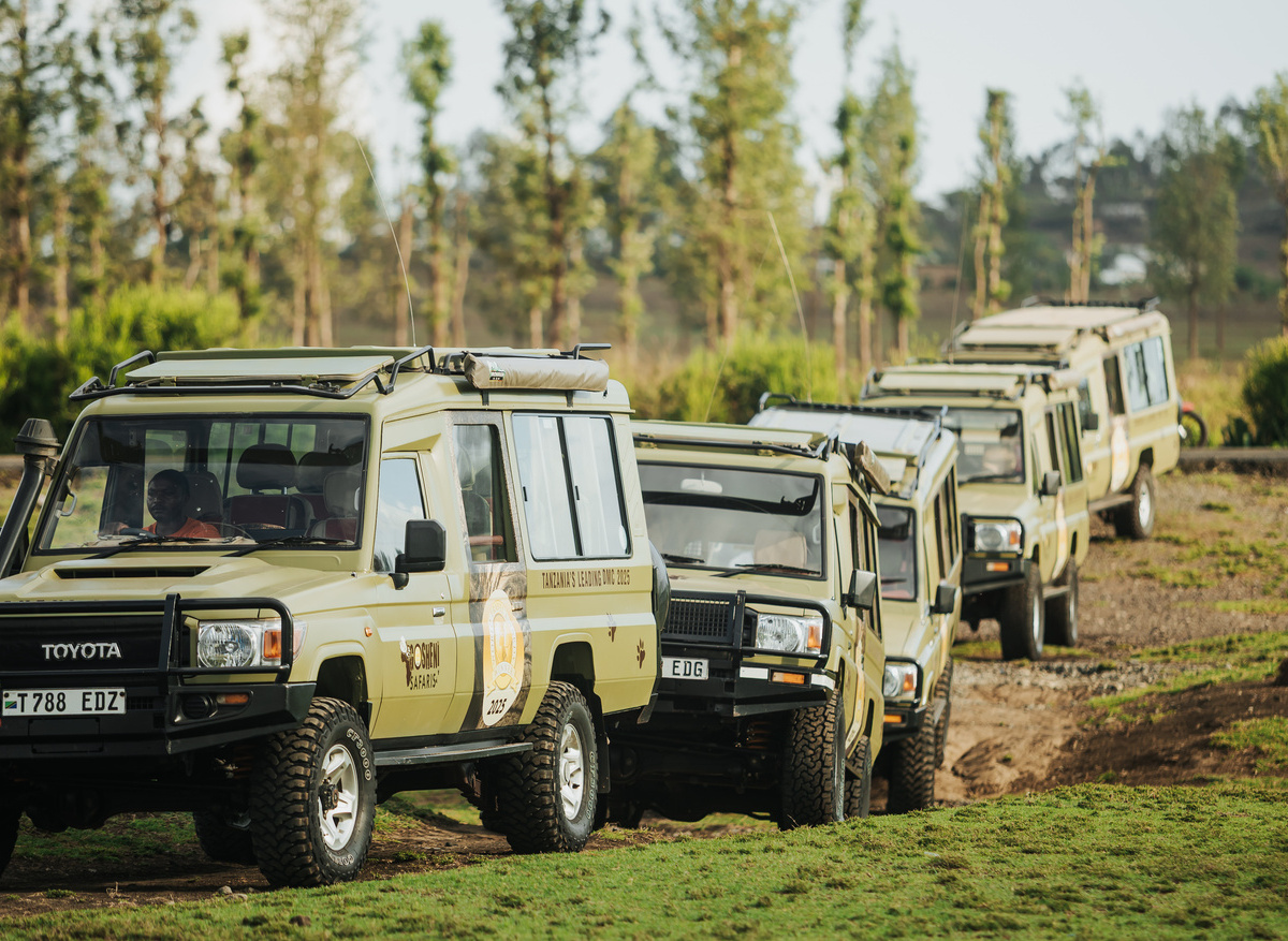 Gosheni Safari Cars -8 (5).jpg