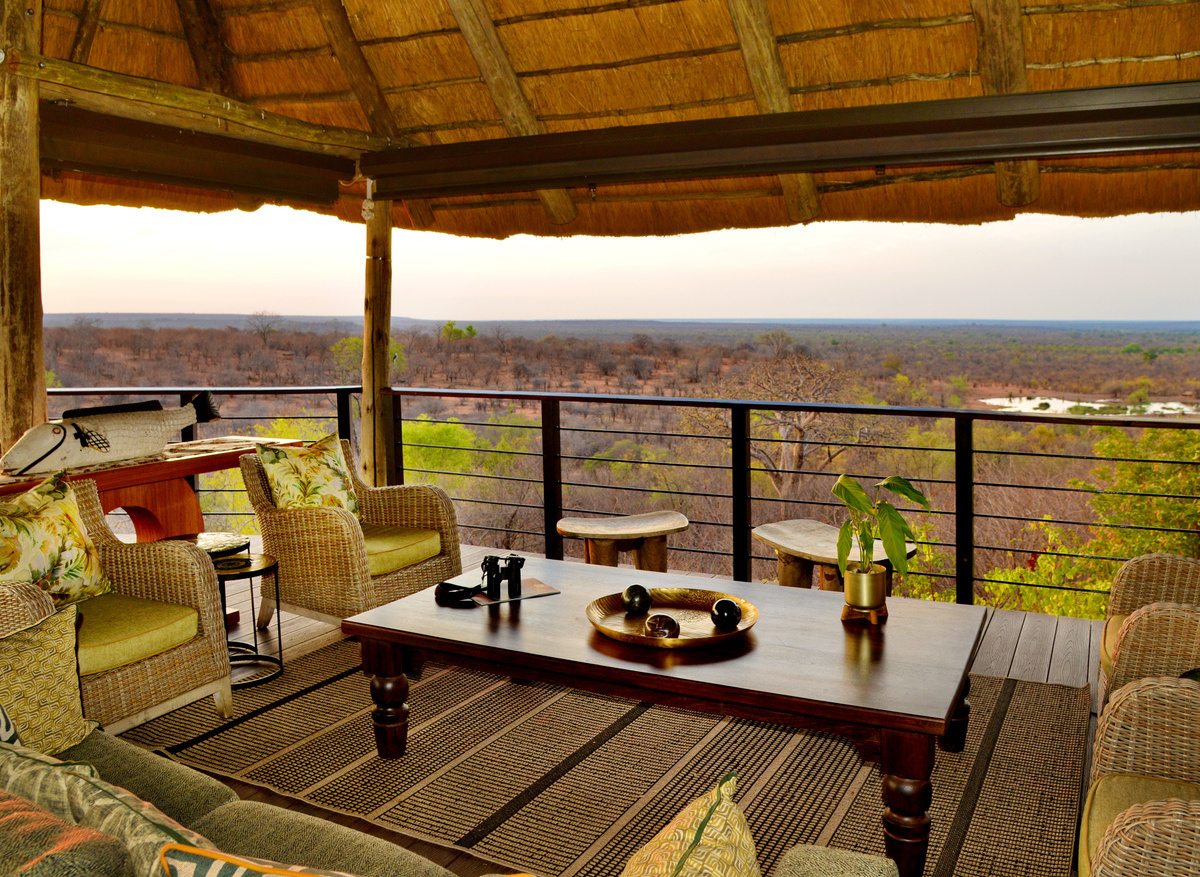 Lounge area at Victoria Falls Safari Club.JPG