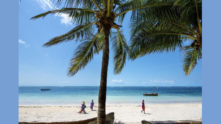 Diamonds Malindi_beach.jpg