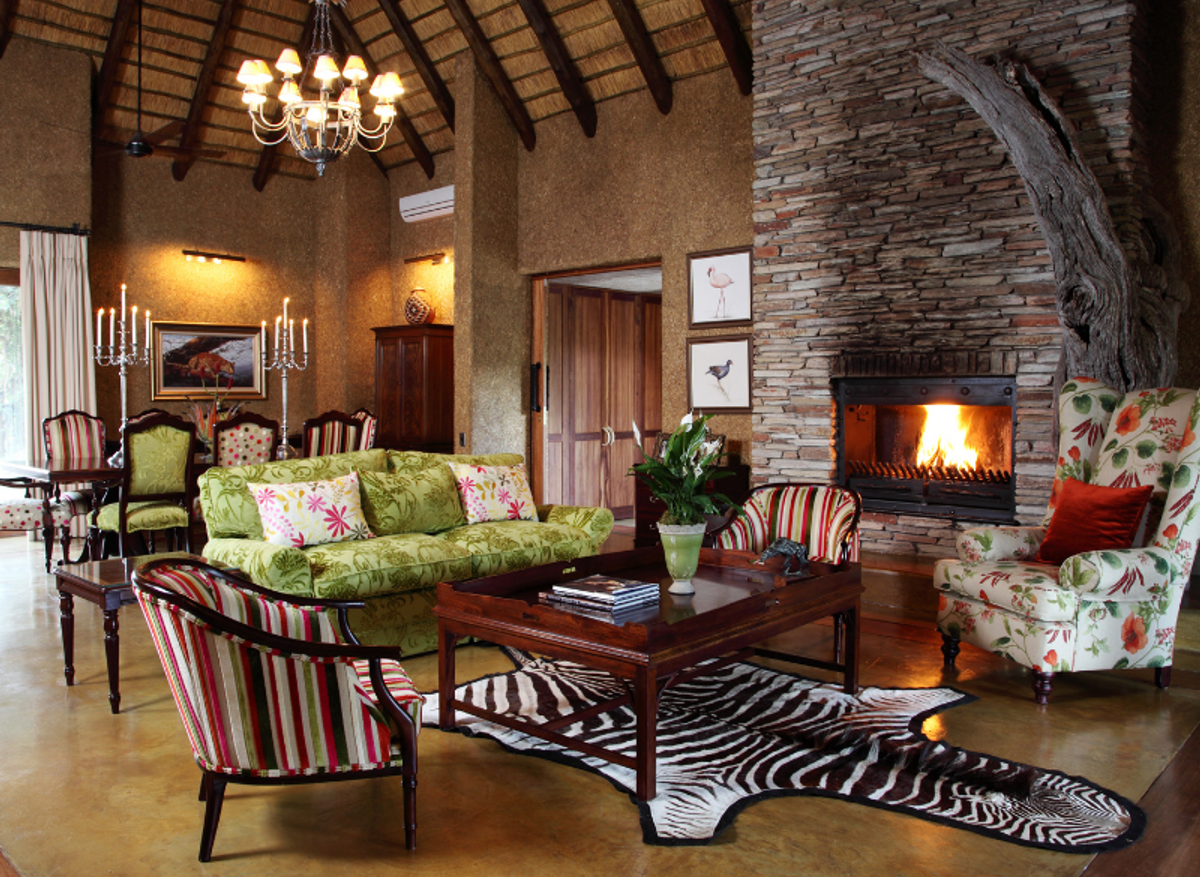 Zindoga Living room.png