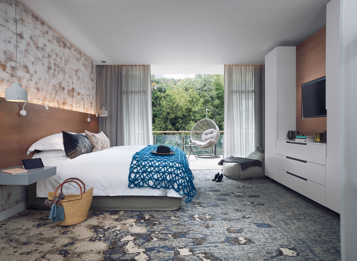 Deluxe Apartment Bedroom