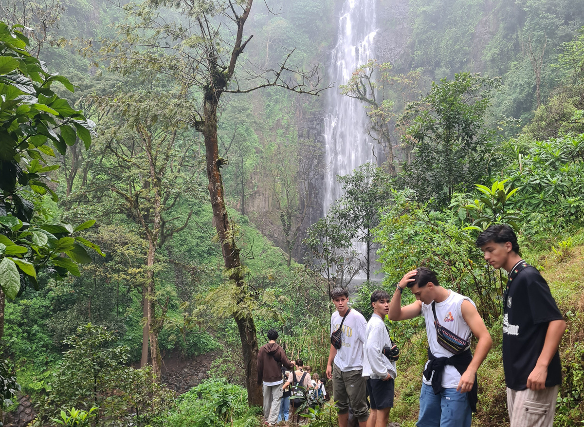 Materuni Waterfall.jpg