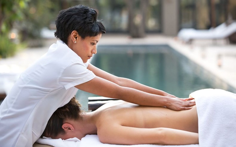 F2D5-massage-treatment-best-spa-safari-luxury-1200x749.jpg