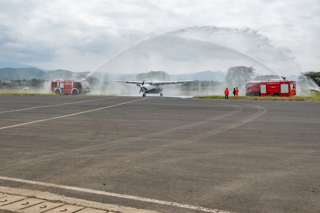 Water-Salute+Cessna+3.webp