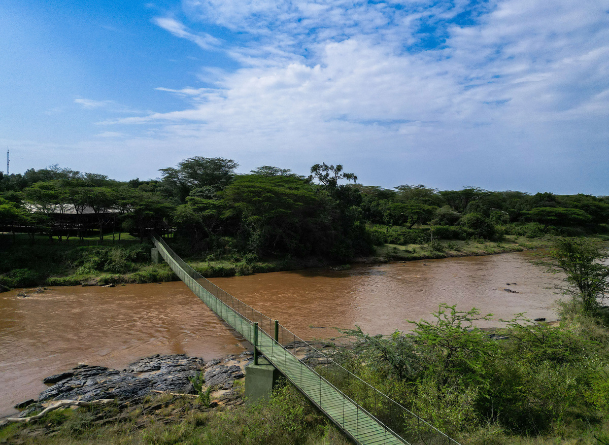 Neptune Mara Rianta private walking bridge .jpeg